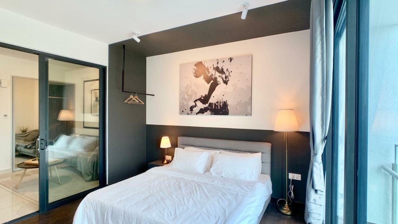 Almas Suites By Iconic Bliss 努沙再也 外观 照片